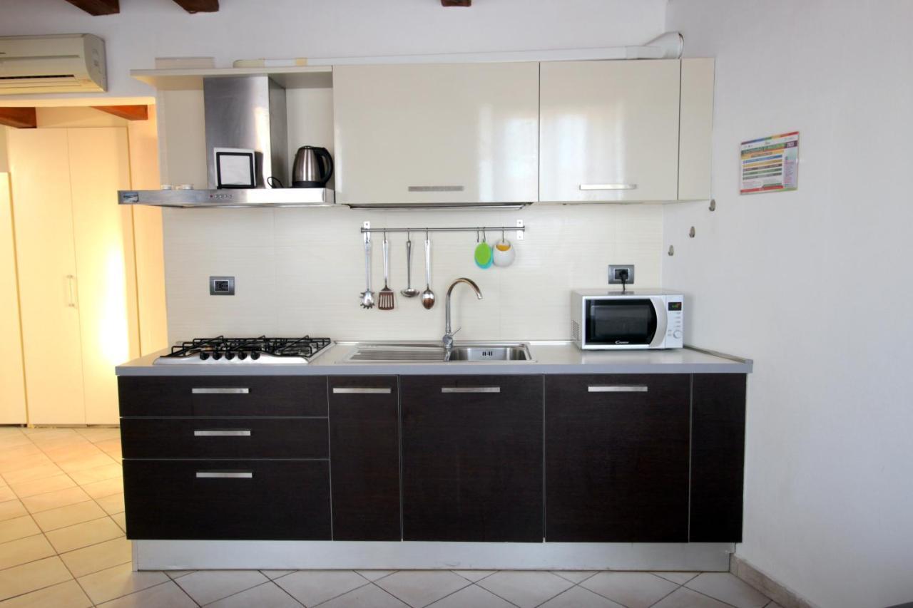 Kia Orana Guesthouse Livorno Eksteriør billede